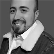 Acompaño a los alumnos paso a paso con clases hechas a su medida